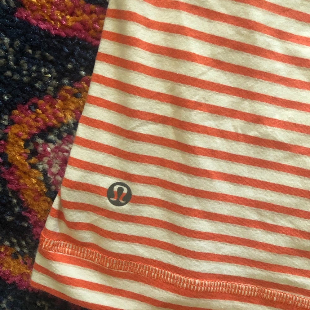 Lululemon Men's 5 Year Basic V Medium - image 7